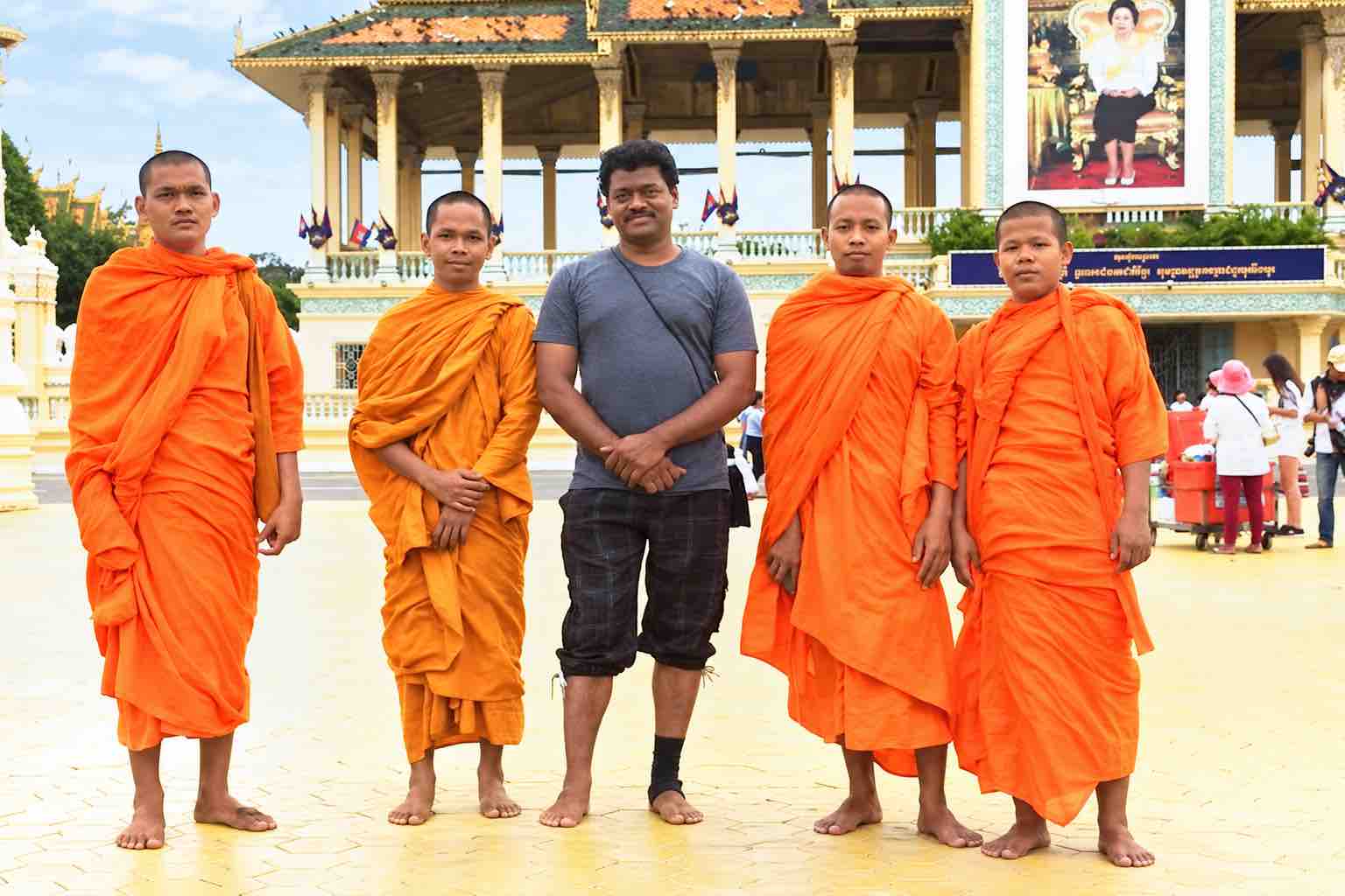 acyi cambodia yoga retreat1.jpg